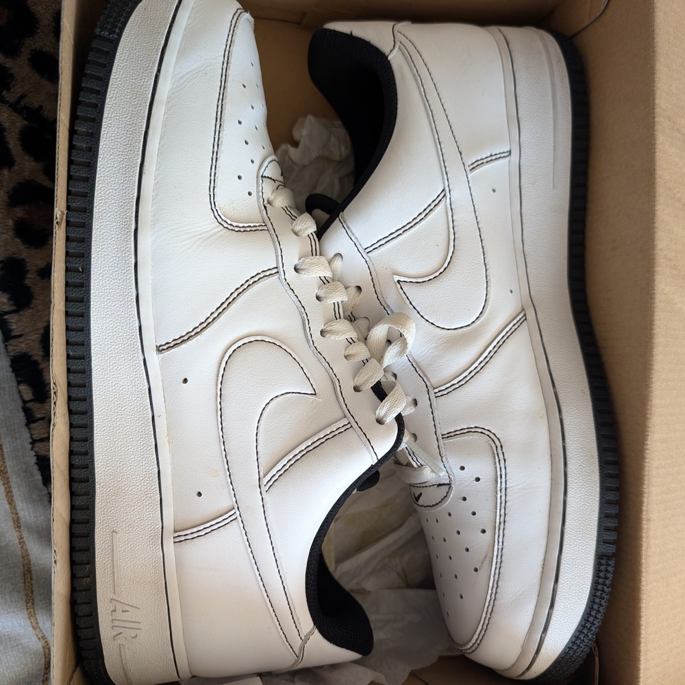 Nike Men's White Air Sneakers